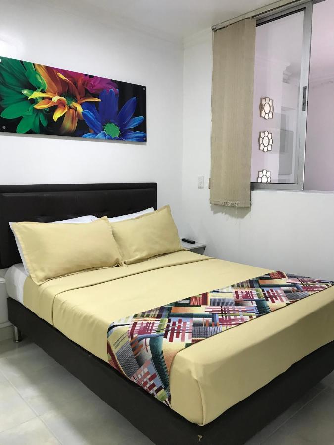 Apartamentos Amoblados Jg De La 70 Медельин Экстерьер фото