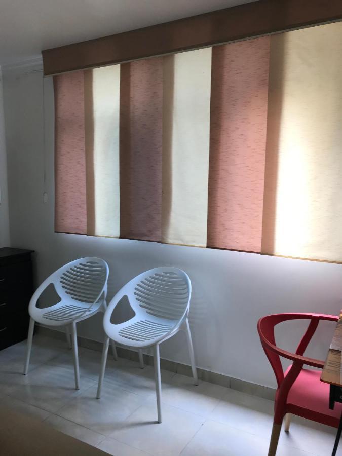 Apartamentos Amoblados Jg De La 70 Медельин Экстерьер фото