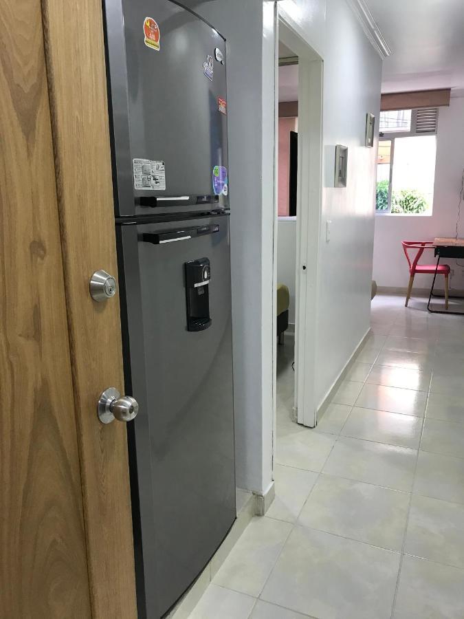 Apartamentos Amoblados Jg De La 70 Медельин Экстерьер фото
