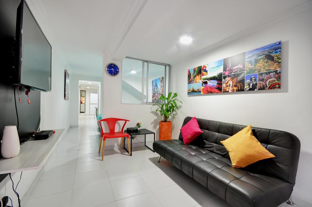 Apartamentos Amoblados Jg De La 70 Медельин Экстерьер фото