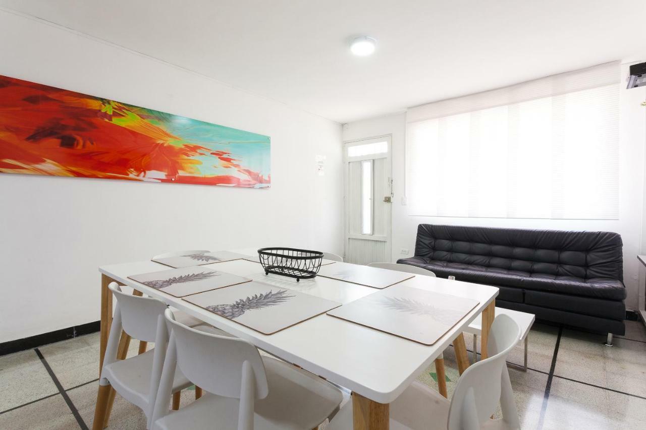 Apartamentos Amoblados Jg De La 70 Медельин Экстерьер фото