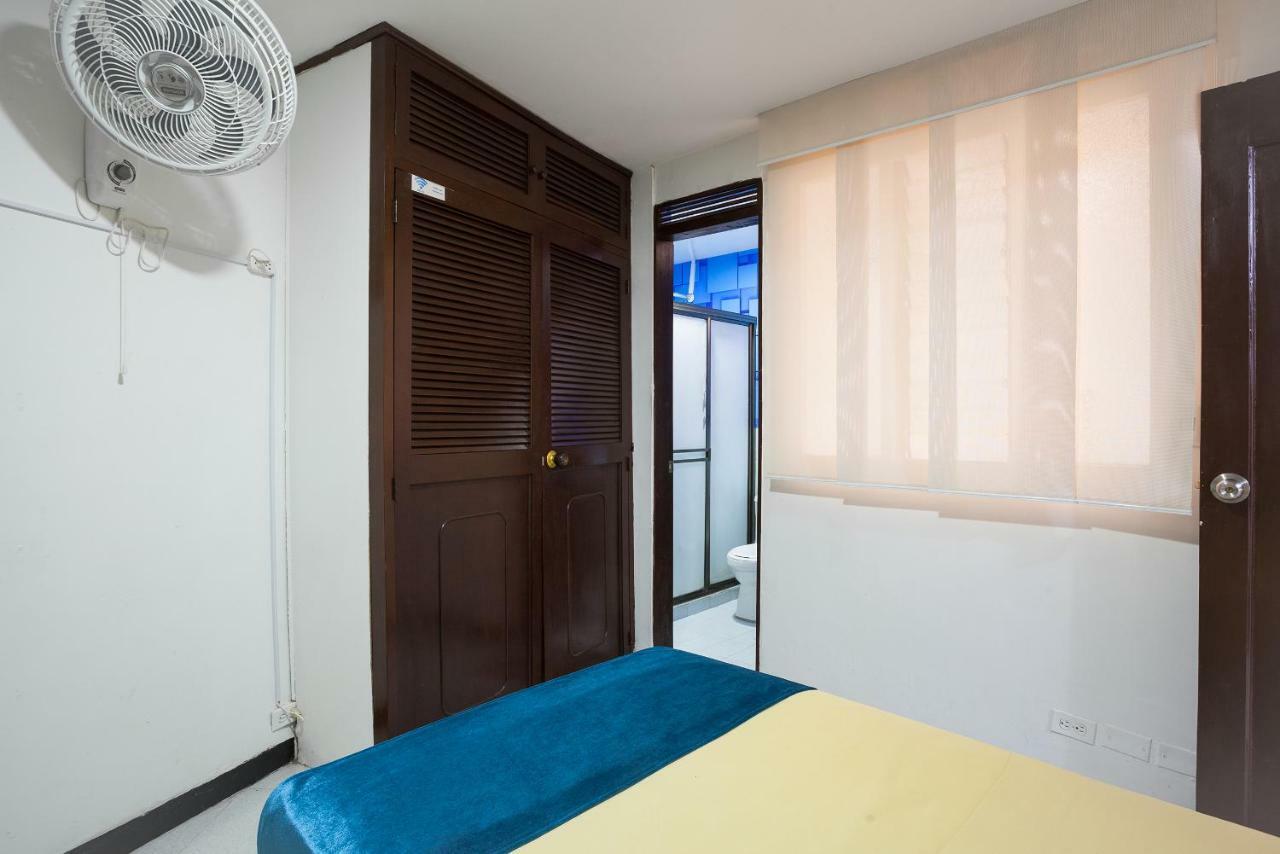 Apartamentos Amoblados Jg De La 70 Медельин Экстерьер фото