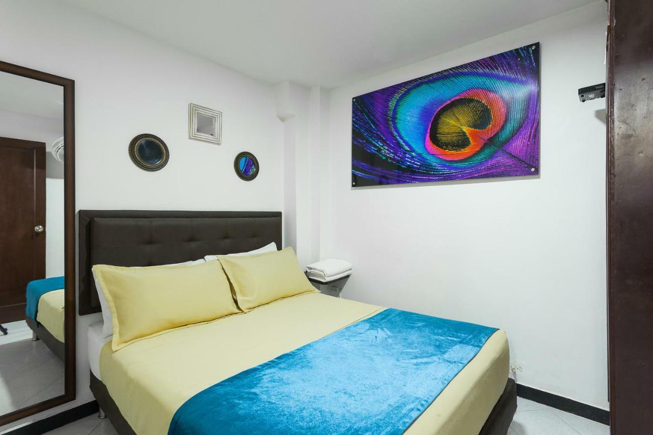 Apartamentos Amoblados Jg De La 70 Медельин Экстерьер фото