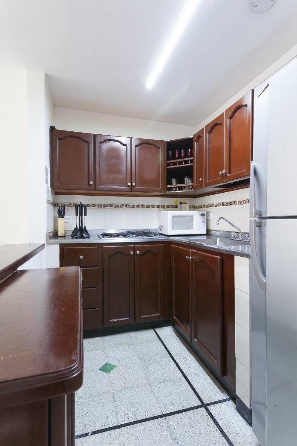 Apartamentos Amoblados Jg De La 70 Медельин Экстерьер фото