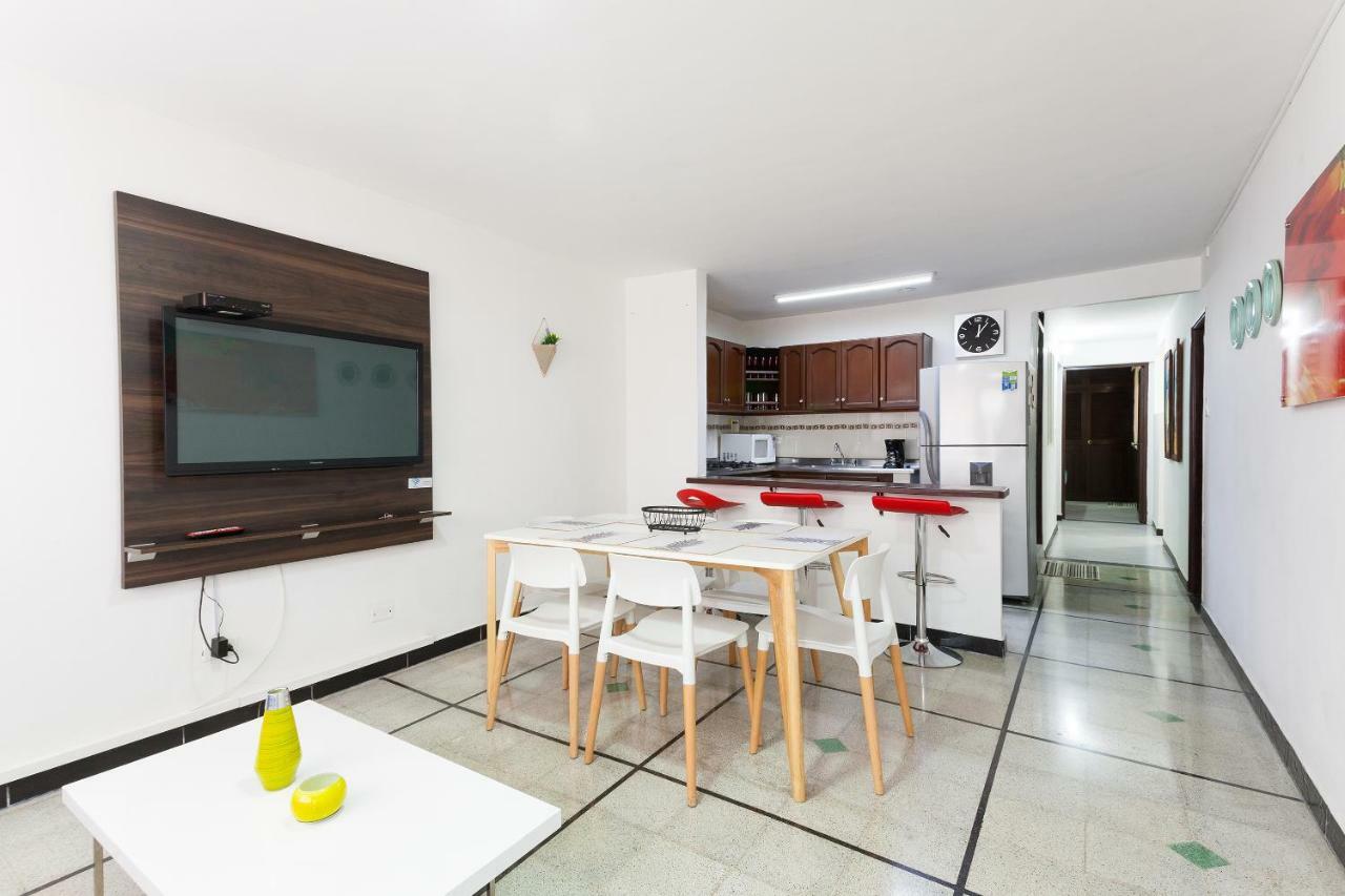 Apartamentos Amoblados Jg De La 70 Медельин Экстерьер фото