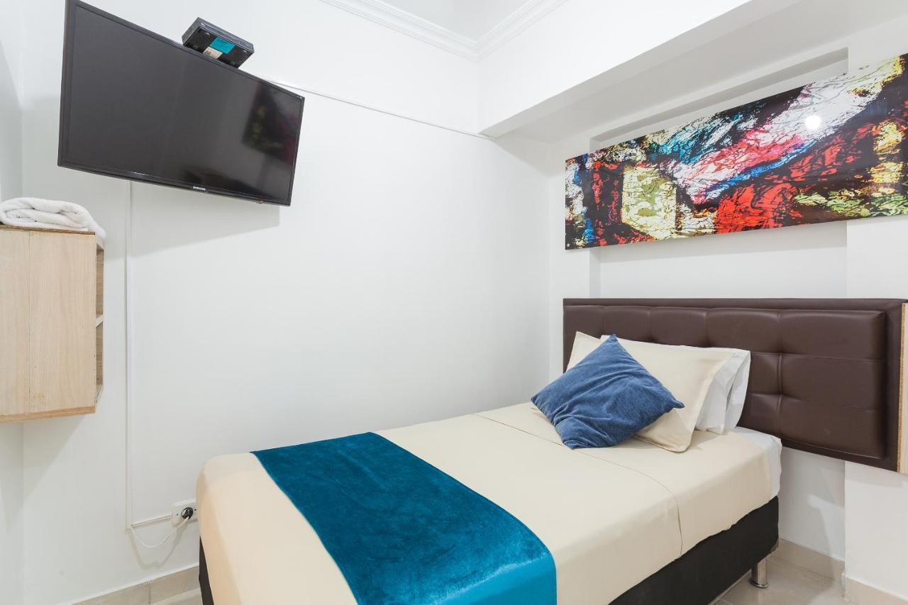 Apartamentos Amoblados Jg De La 70 Медельин Экстерьер фото