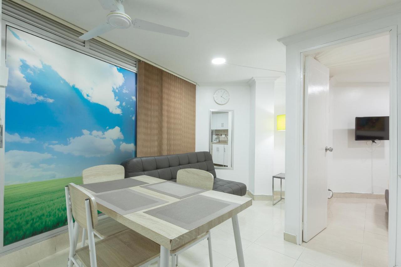 Apartamentos Amoblados Jg De La 70 Медельин Экстерьер фото