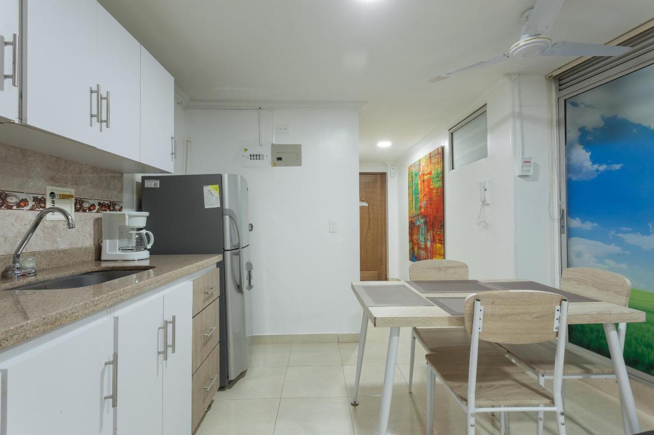 Apartamentos Amoblados Jg De La 70 Медельин Экстерьер фото